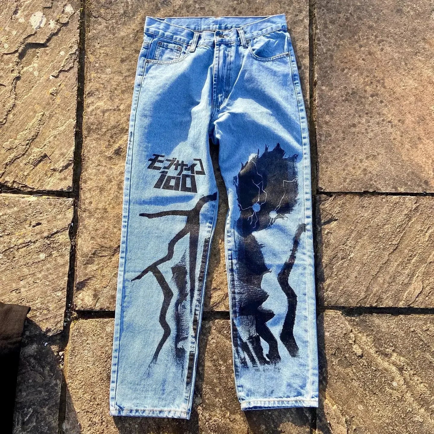 🔥 Anime Print Baggy Jeans 🔥